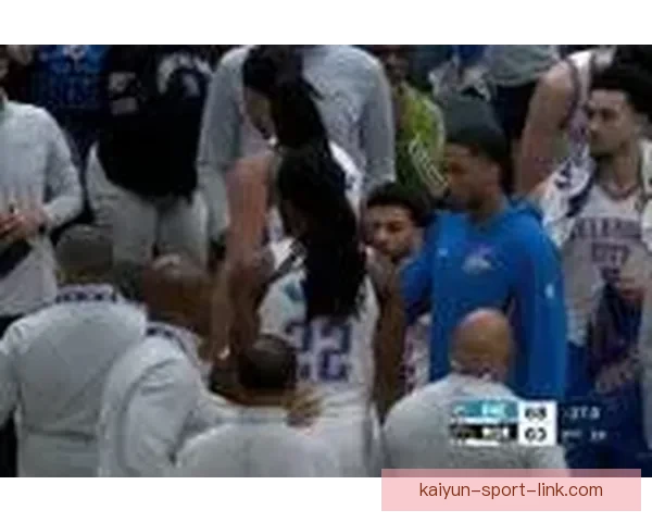 雷霆奇才爆发大规模冲突四人被逐米切尔出面调解局势